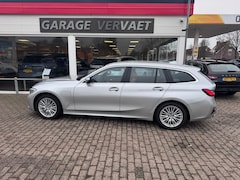 BMW 3-serie Touring - 330e High Executive