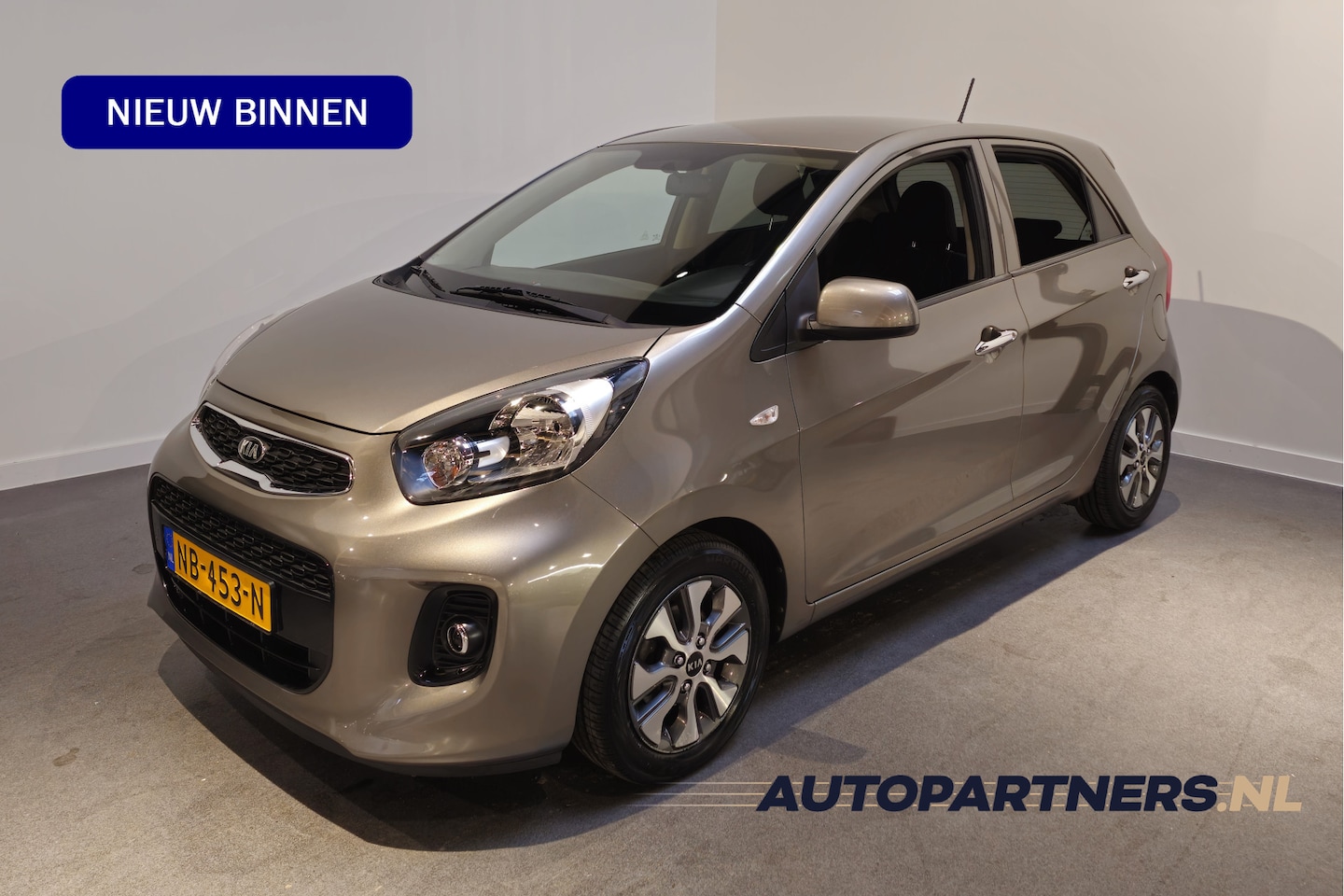 Kia Picanto - 1.0 CVVT ComfortPlusLine Navigator - Navi - Cruise - Climate Control - Achteruitrijcamera - AutoWereld.nl