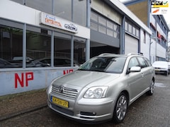 Toyota Avensis Wagon - 2.0 VVTi Executive