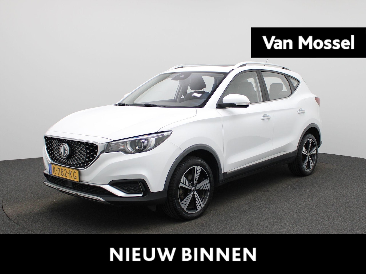 MG ZS - Luxury 45 kWh | Leder | Panoramadak | Camera | Carplay | - AutoWereld.nl