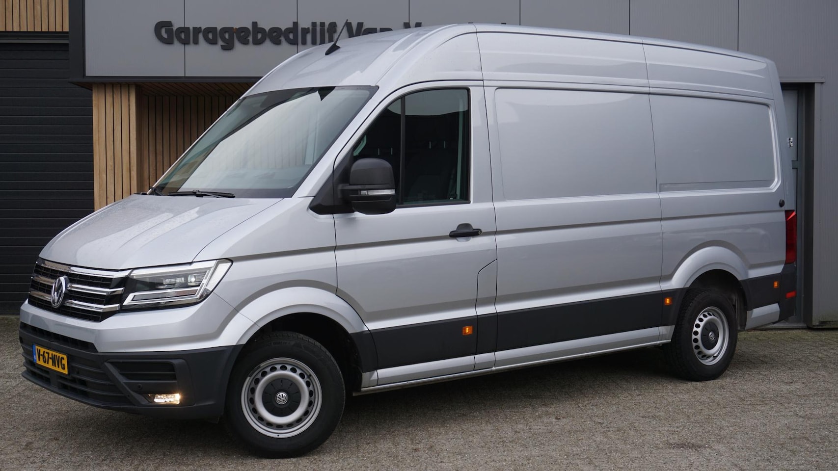 Volkswagen Crafter - 35 2.0 TDI 140PK Automaat L3H3 3-Zits LED Navi & App-Connect *MARGE Bus* 76440km! - AutoWereld.nl