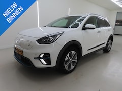 Kia e-Niro - EXECUTIVELINE 64 KWH I 3-FASE I 100% SOH I SCHUIFDAK I MEMORY SEATS I CLIMATE CONTROL
