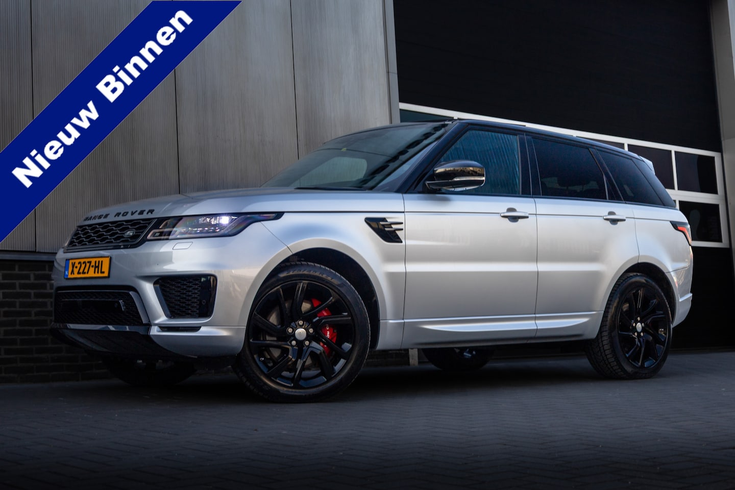 Land Rover Range Rover Sport - 2.0 P400e 404 pk HSE Dynamic / Pano-Dak/ Matrix-Led/ Lucht-Vering/ Keyless/ Meridian-Sound - AutoWereld.nl