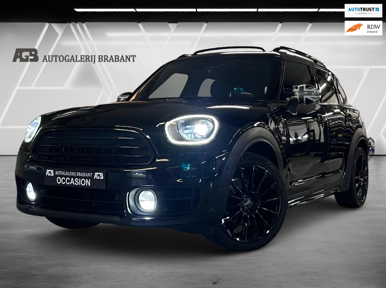 MINI Countryman - Mini 1.5 Cooper Salt Automaat/Pano/Navi/XenonLED - AutoWereld.nl