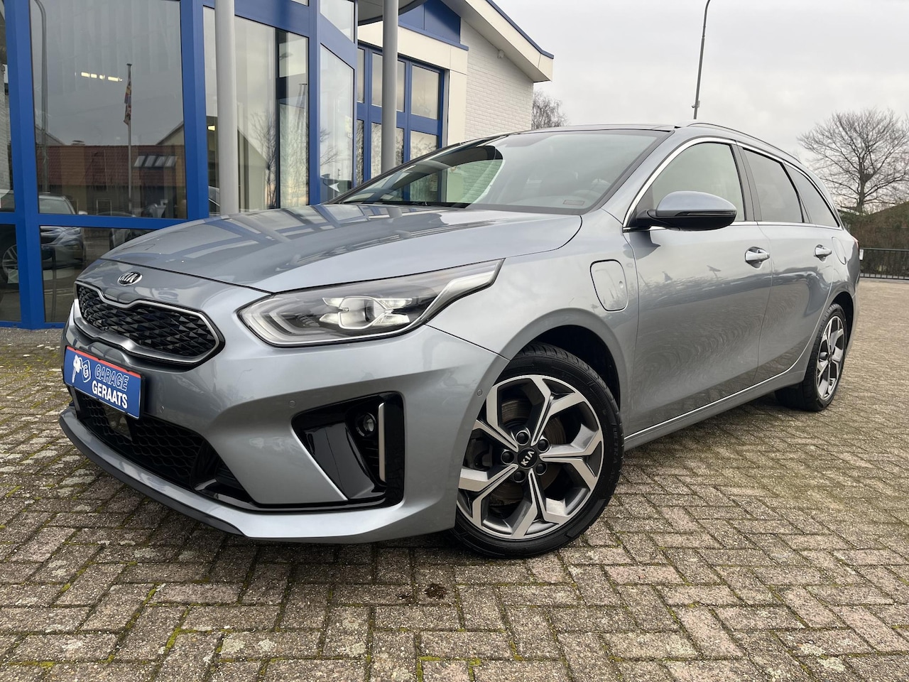 Kia Cee'd Sportswagon - Ceed 1.6 GDI PHEV ExecutiveLine FULL OPTION | 10 jaar garantie, Schuifdak, Stoelventilatie - AutoWereld.nl