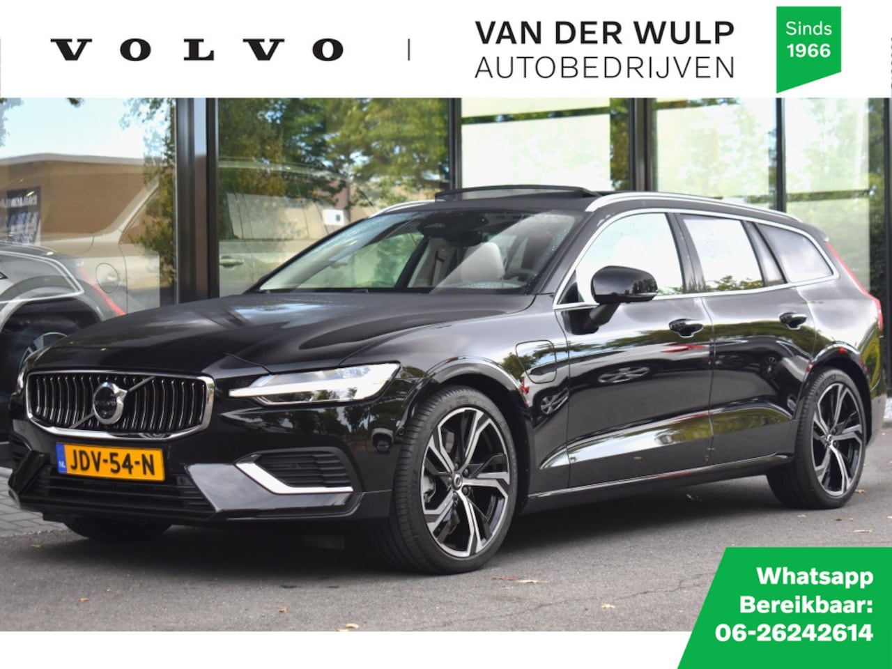 Volvo V60 - T6 350pk AWD Plus Bright | 19'' | Schuifdak | Head-up | Getint g - AutoWereld.nl