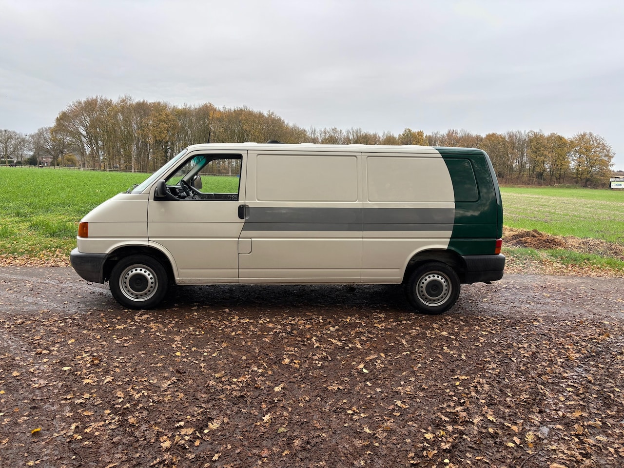 Volkswagen Transporter - 2.5 TDI 332 2.5 TDI 332 - AutoWereld.nl