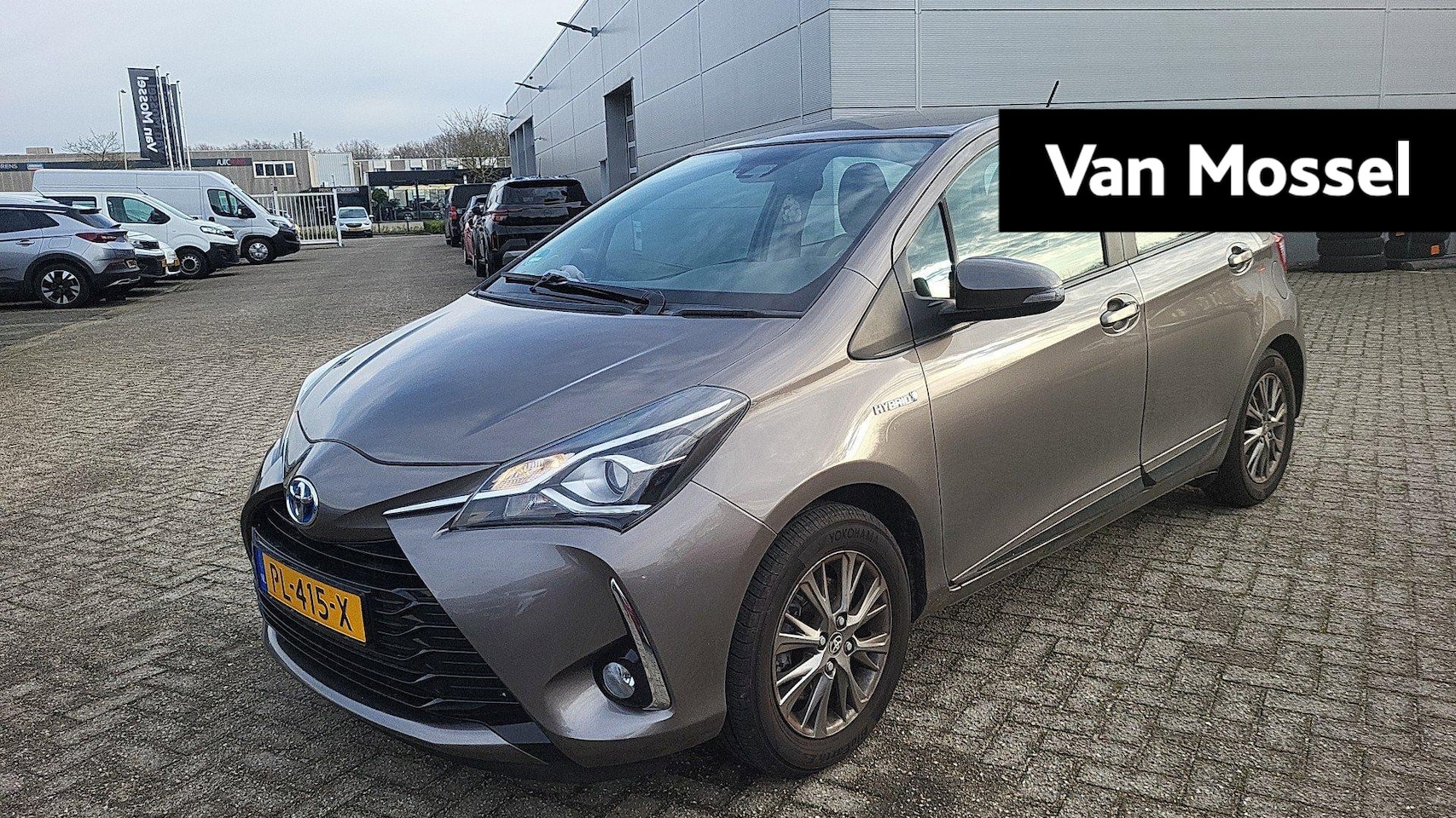 Toyota Yaris - 1.5 Hybrid Executive | Camera | Navi | Climate control | - AutoWereld.nl