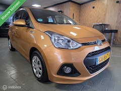 Hyundai i10 - 1.0i i-Motion Comfort Plus Inclusief APK +Afleveringsbeurt Zeer nette auto