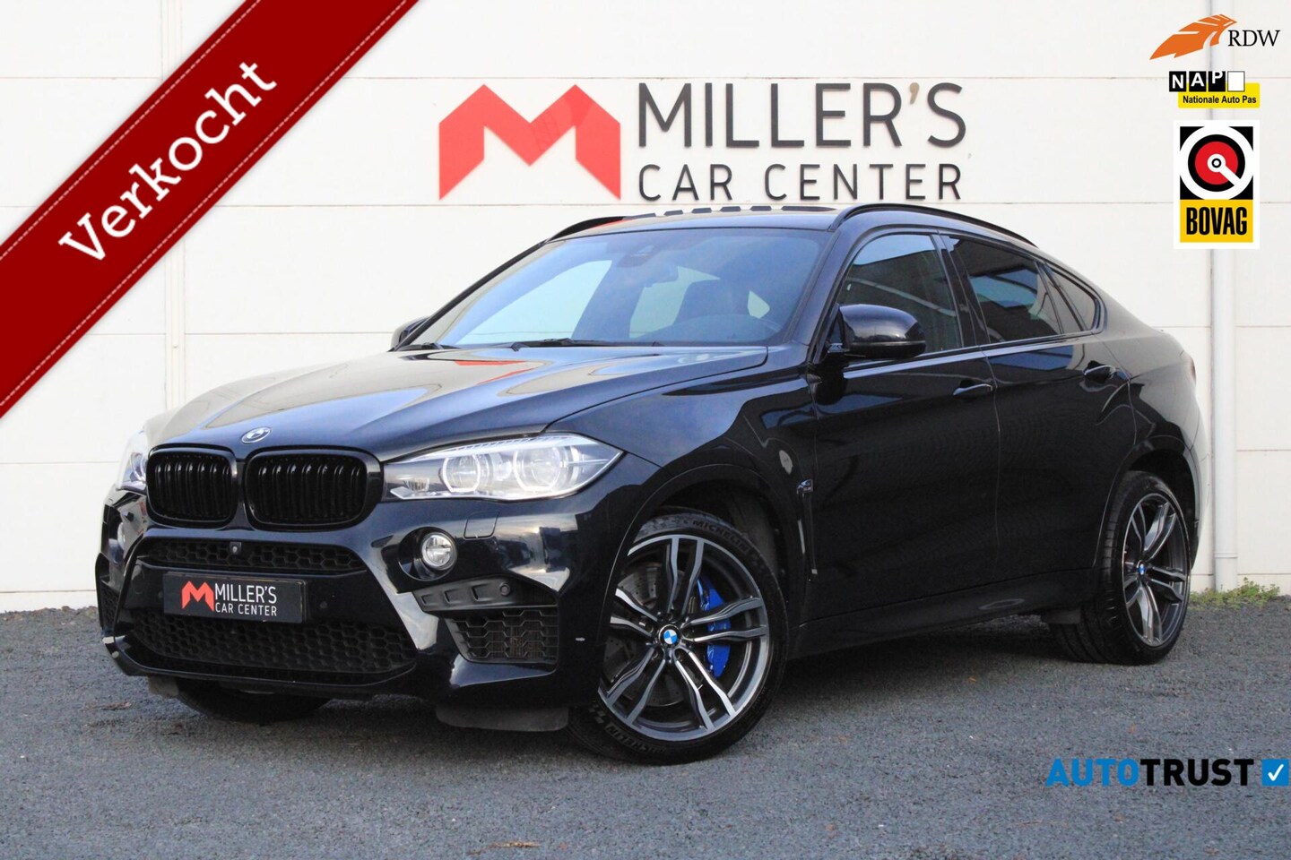 BMW X6 - M 4.4 V8 575PK Softclose Panorama Kuipstoelen 360 Memory HUD Keyless - AutoWereld.nl