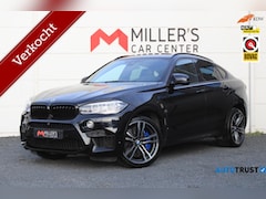 BMW X6 - M 4.4 V8 575PK Softclose Panorama Kuipstoelen 360 Memory HUD Keyless