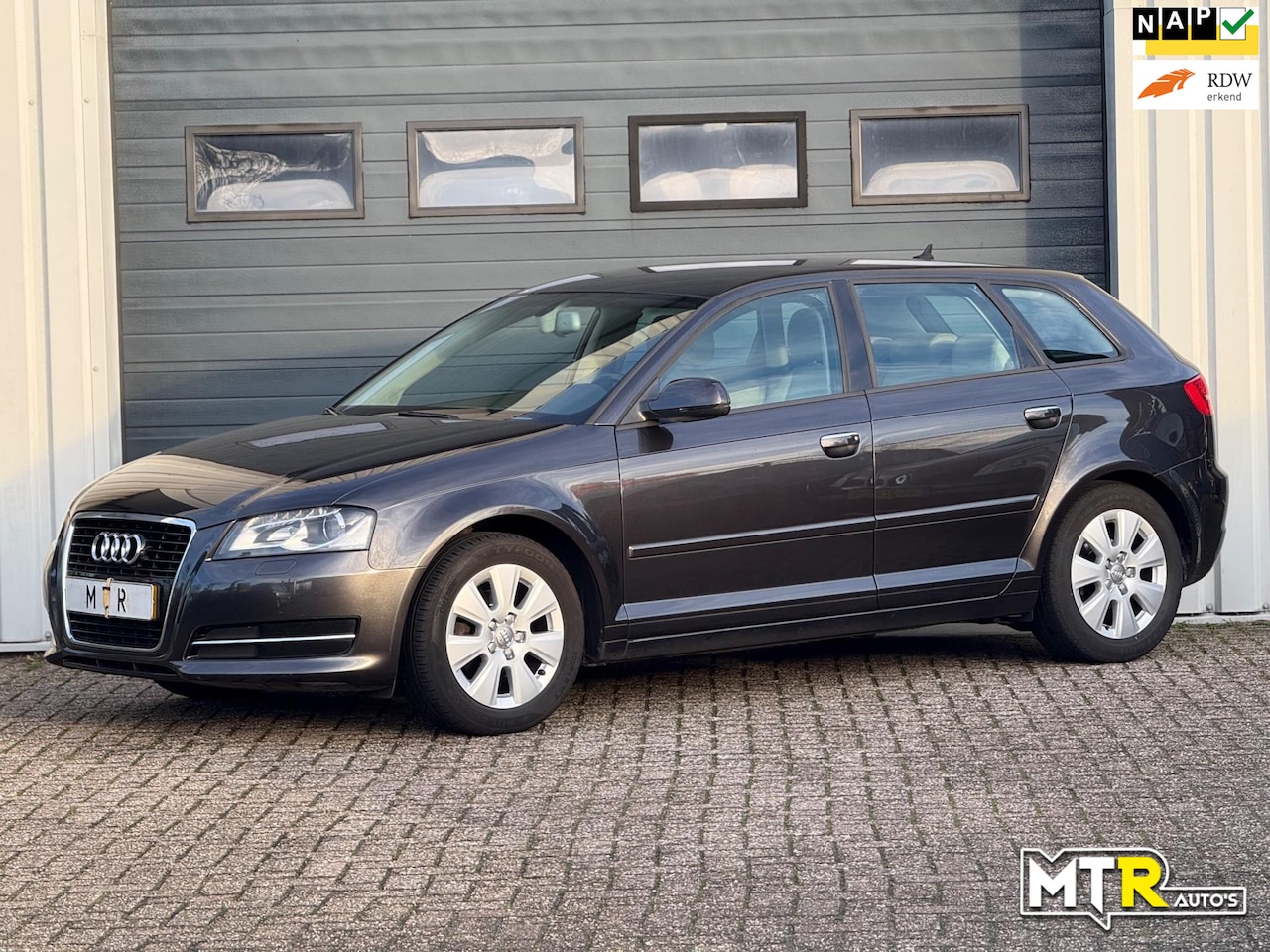 Audi A3 Sportback - 1.2 TFSI Attraction Advance 2e EIG|NAP|APK - AutoWereld.nl