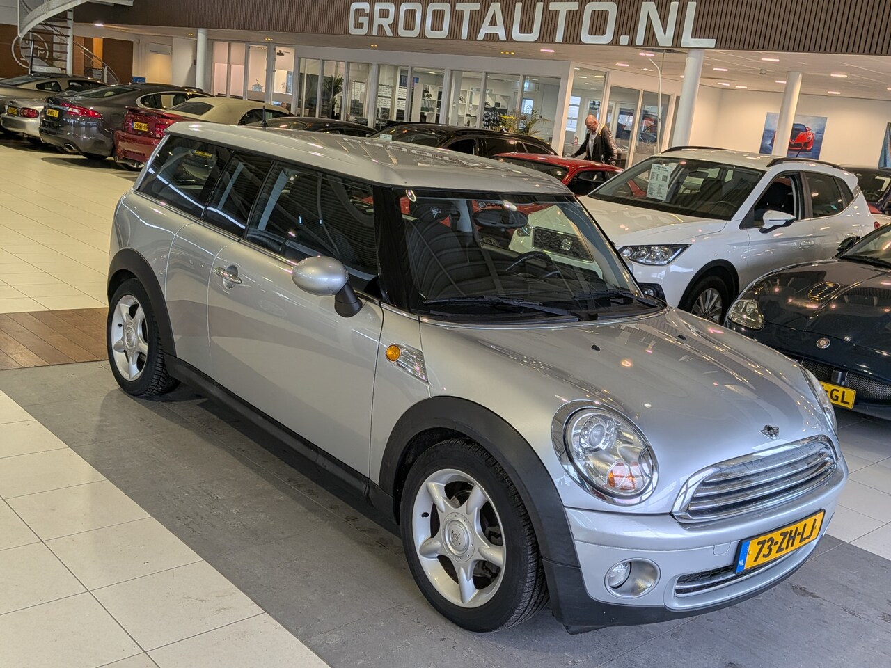 MINI Clubman - Mini 1.6 Cooper Automaat Airco, Isofix, Stuurbekrachtiging - AutoWereld.nl