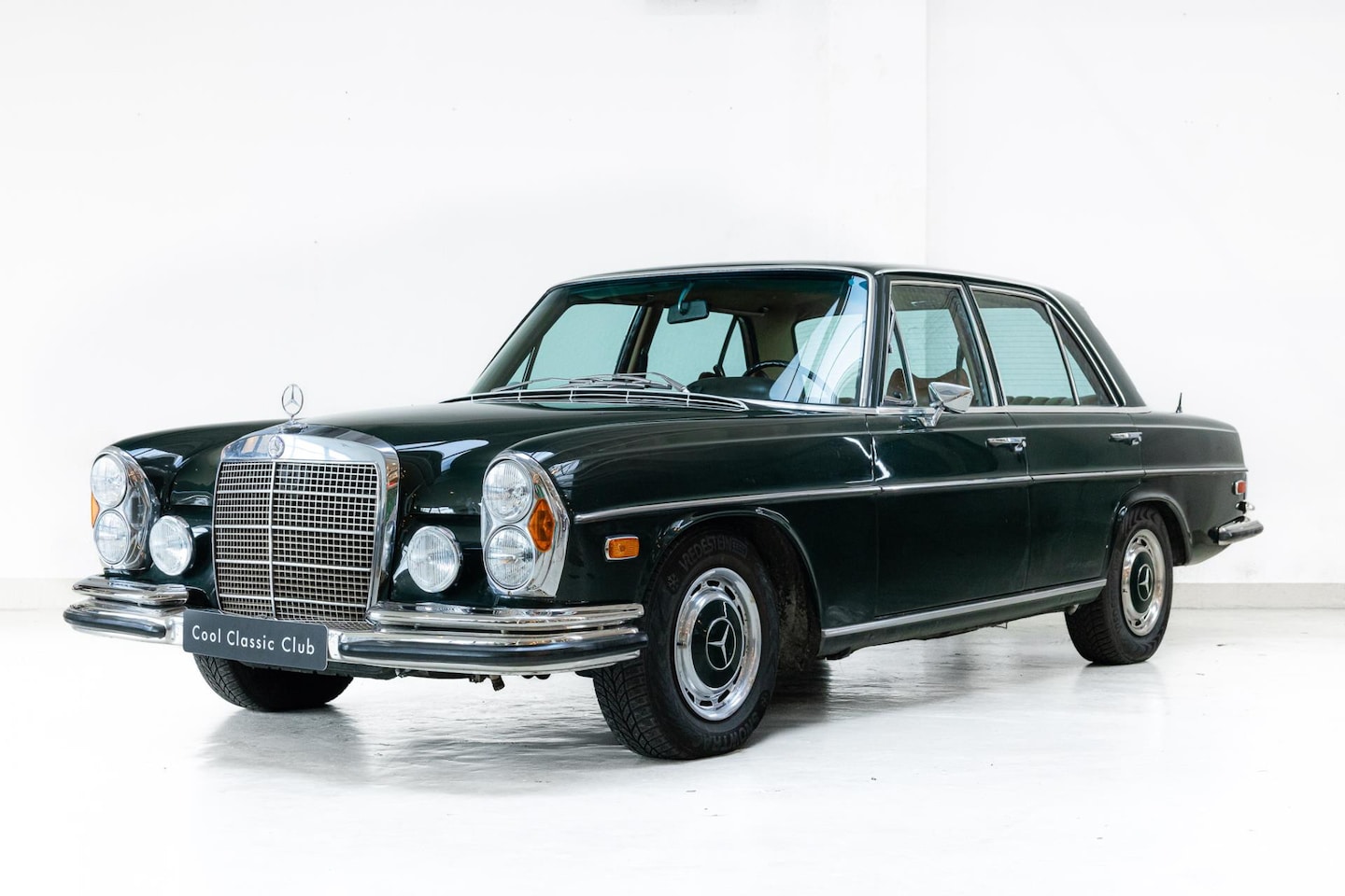 Mercedes-Benz S-klasse - 280 SE 4.5 - Recently full major service - A/C - History Present - AutoWereld.nl