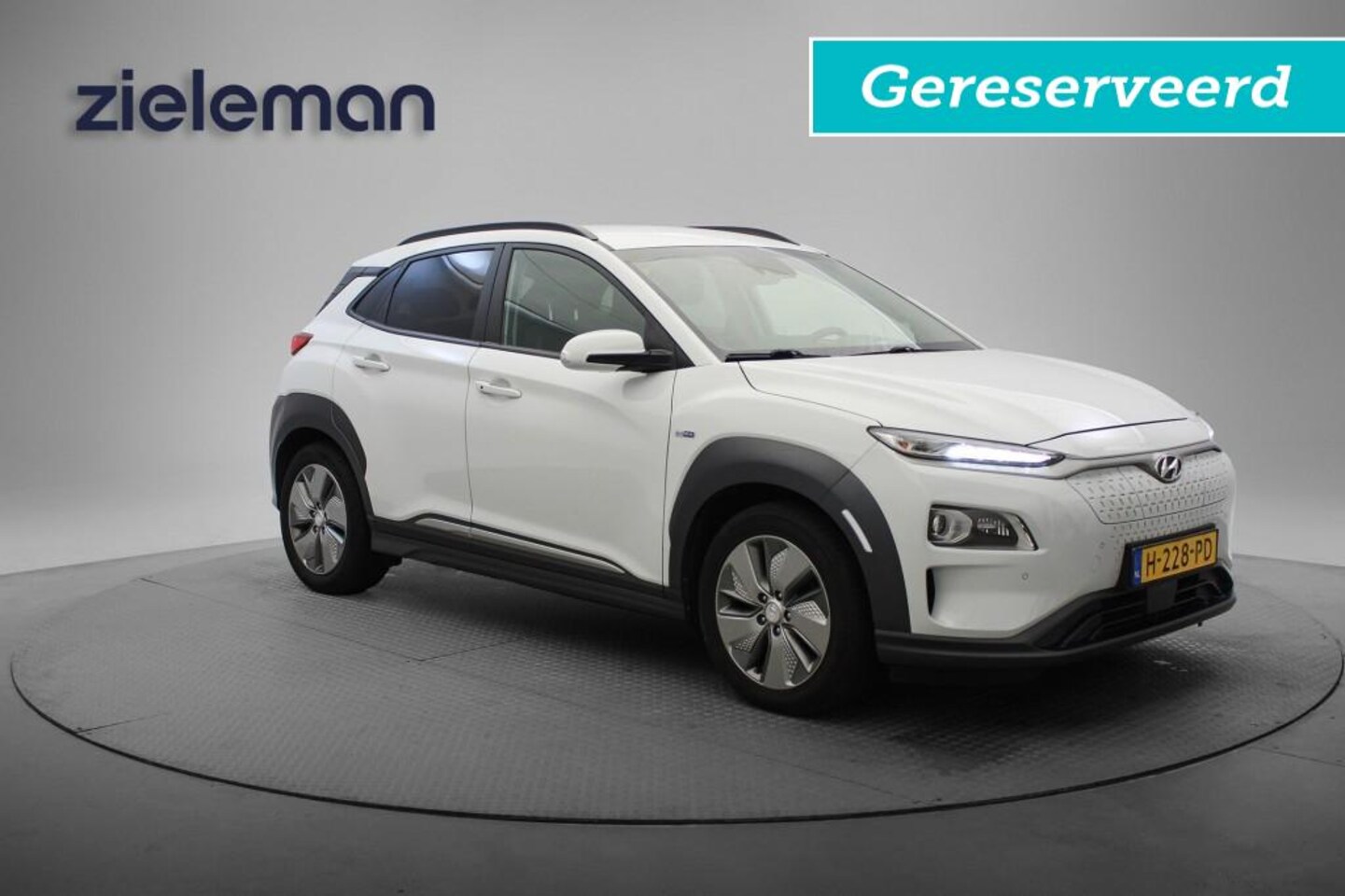 Hyundai Kona Electric - Electric Premium 64 kWh Fase 3  - GERESERVEERD!!! - AutoWereld.nl