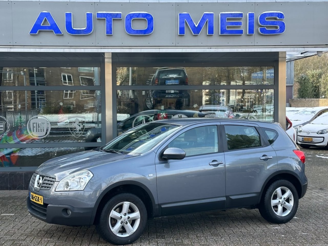 Nissan Qashqai - 2.0 ACENTA Automaat Airco  Trekhaak Cruise Telfoon - AutoWereld.nl