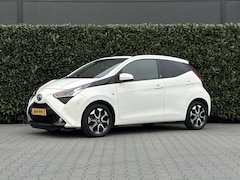 Toyota Aygo - 1.0 VVT-i X-PLAY, TEAM-DEUTSCHLAND, OPEN DAK, NAVI, CAMERA, CLIMATE CONTROL, KEYLESS, LED,
