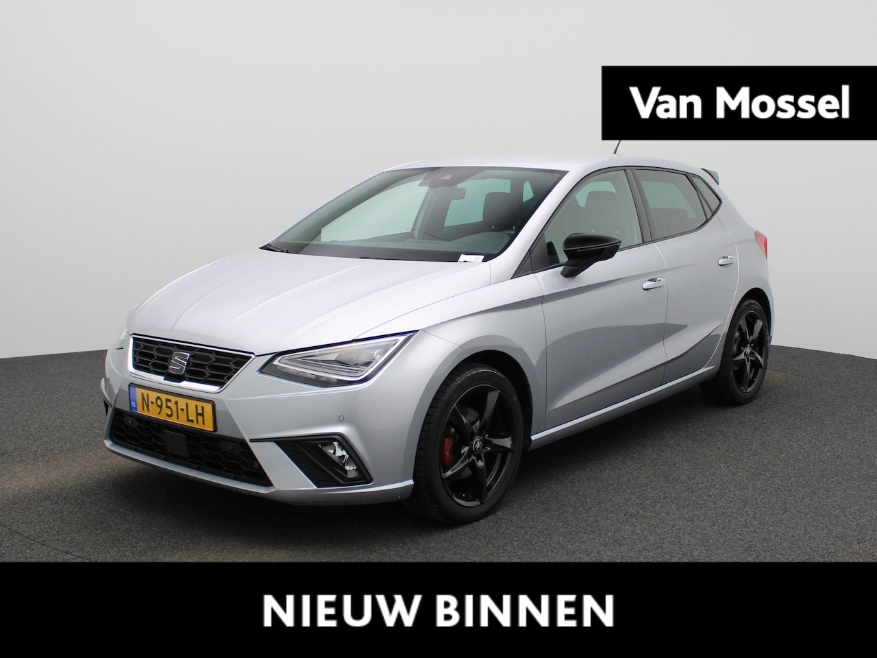 SEAT Ibiza - 1.0 EcoTSI FR Business Intense AUTOMAAT | NAVIGATIE | CAMERA | LED | STOELVERWARMING | CLI - AutoWereld.nl