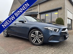 Mercedes-Benz A-klasse - 180 Luxury Line Automaat Full LED / Navigatie / Camera