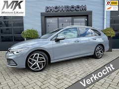 Volkswagen Golf Variant - 1.0 eTSI Life Automaat|Apple Carplay|Pano|Camera |Dealer onderhouden