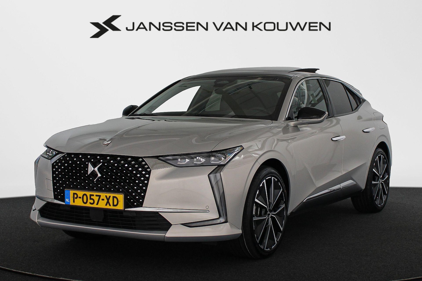DS 4 - E-Tense Rivoli 225PK Panoramadak Leder Stuur-Stoelverwarming Head-Up - AutoWereld.nl