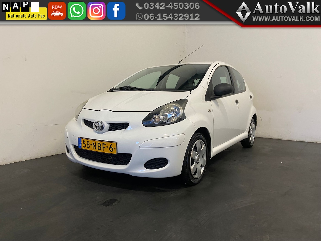 Toyota Aygo - 1.0-12V Access 1.0-12V Access - AutoWereld.nl