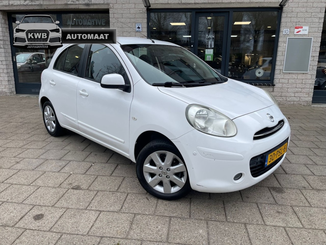 Nissan Micra - 1.2 Connect 5Drs Airco Navi Automaat - AutoWereld.nl