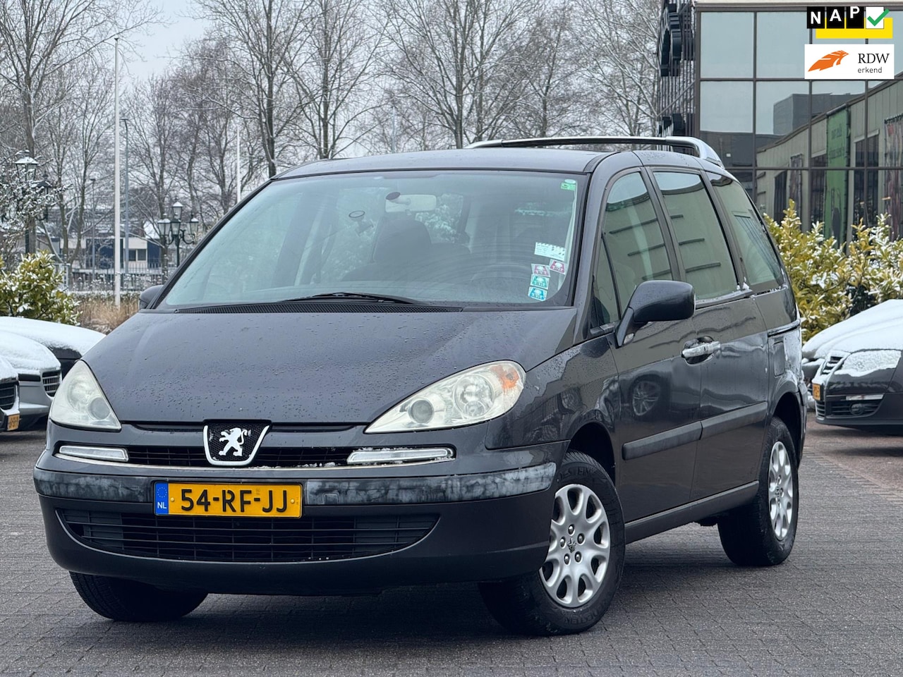 Peugeot 807 - 2.0 SR | Automaat | Airco | Elektrische ramen | Trekhaak | Schuifdeuren - AutoWereld.nl