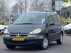 Peugeot 807 - 2.0 SR | 8 Persoons | Automaat | Airco | Elektrische ramen | Trekhaak | Schuifdeuren