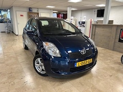 Toyota Yaris - 1.0 VVTi