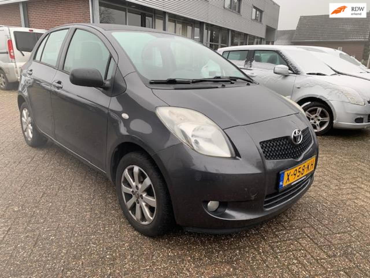 Toyota Yaris - 1.0 VVTi 5 Drs. AIRCO € 3450.- 2008 1 Jr. Apk - AutoWereld.nl