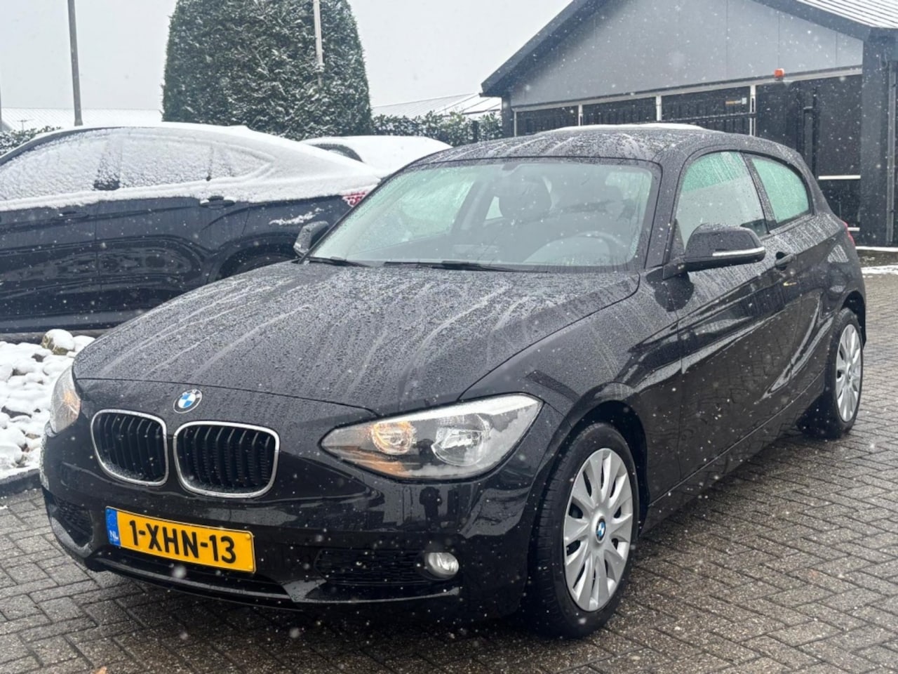 BMW 1-serie - 116I Automaat Zwart 3-Deurs 2014 NL Auto 48.000 KM - AutoWereld.nl