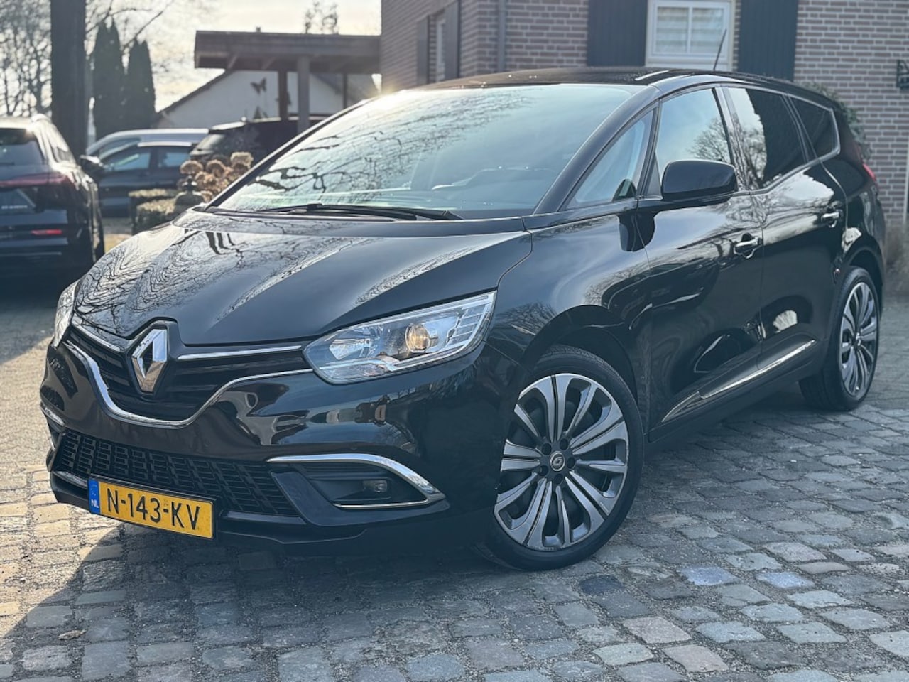 Renault Grand Scénic - 1.3 TCe Business Zen ecc,navigatie,trekhaak,cruise,pdc - AutoWereld.nl