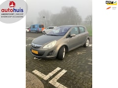 Opel Corsa - 1.4-16V Cosmo AUTOMAAT