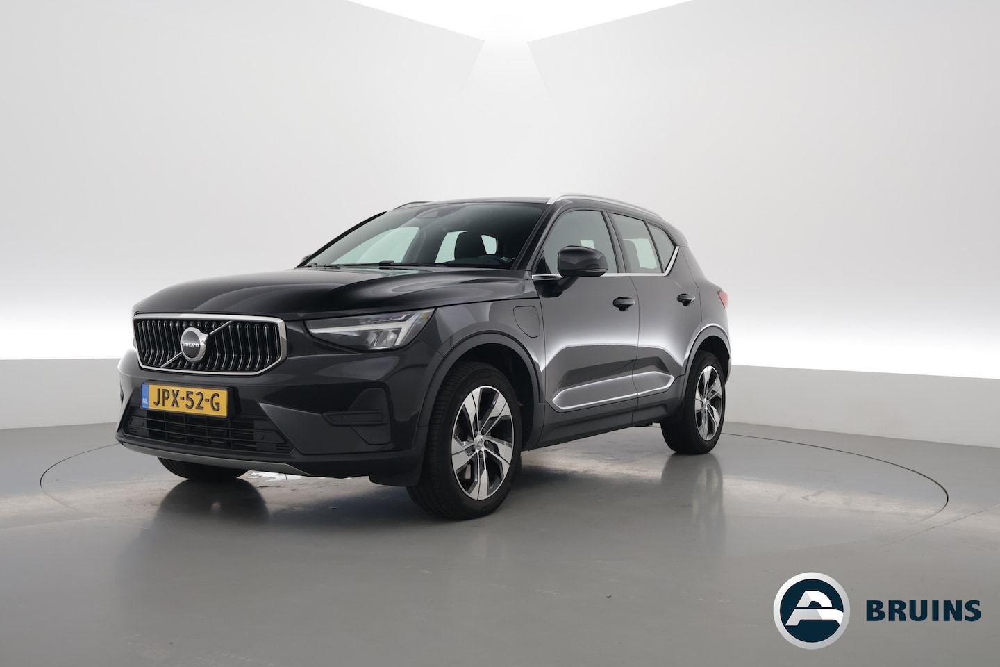 Volvo XC40 - 1.5 T4 Plug-in hybrid Plus Bright | Facelift | Elek. stoelen | Stoel & stuurverw. | CarPla - AutoWereld.nl