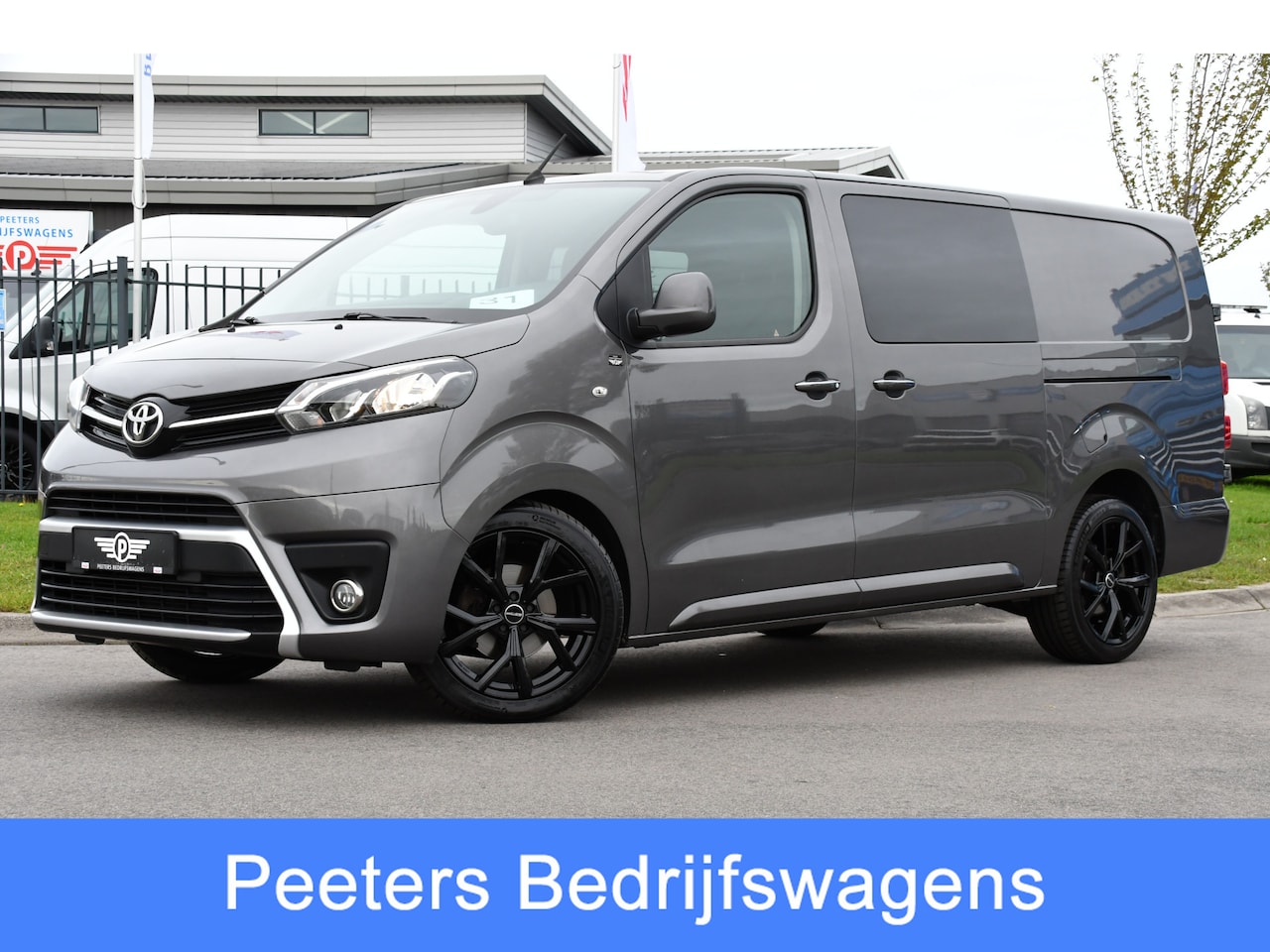 Toyota ProAce Worker - 2.0 L3 DC PB Edition Camera, Cruise, Carplay, Clima, 177pk, Automaat, 2 x Schuifdeur, Keyl - AutoWereld.nl