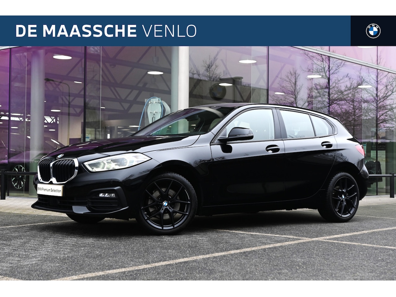 BMW 1-serie - 118i Automaat / LED / Live Cockpit Professional / PDC / Airconditioning / Cruise Control - AutoWereld.nl