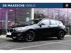 BMW 1-serie - 118i Automaat / LED / Live Cockpit Professional / PDC / Airconditioning / Cruise Control