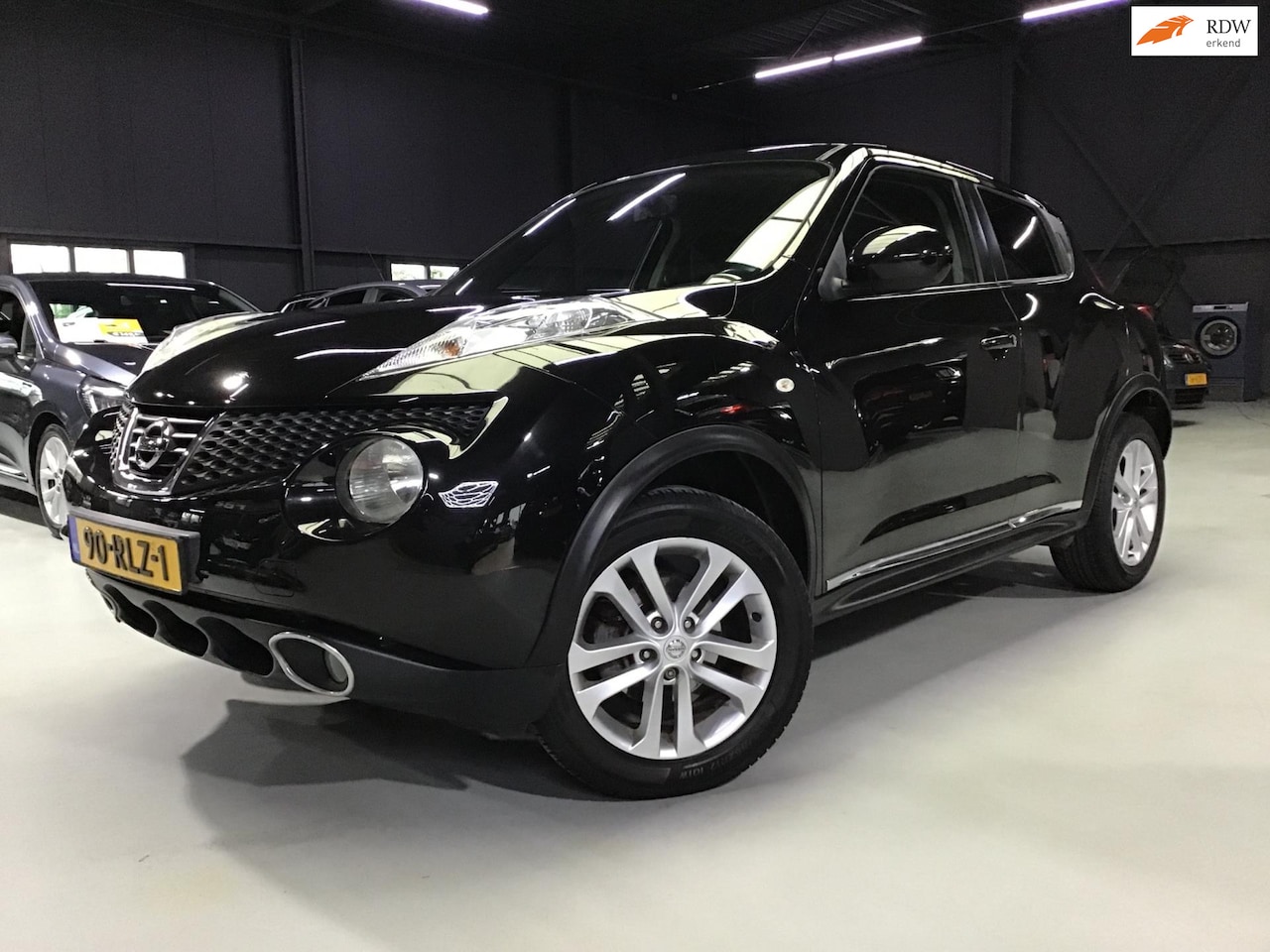 Nissan Juke - 1.6 Acenta I Climate I Cruise I Park camera & sens. I Navi I 17inch I Isofix I Compl. Onde - AutoWereld.nl
