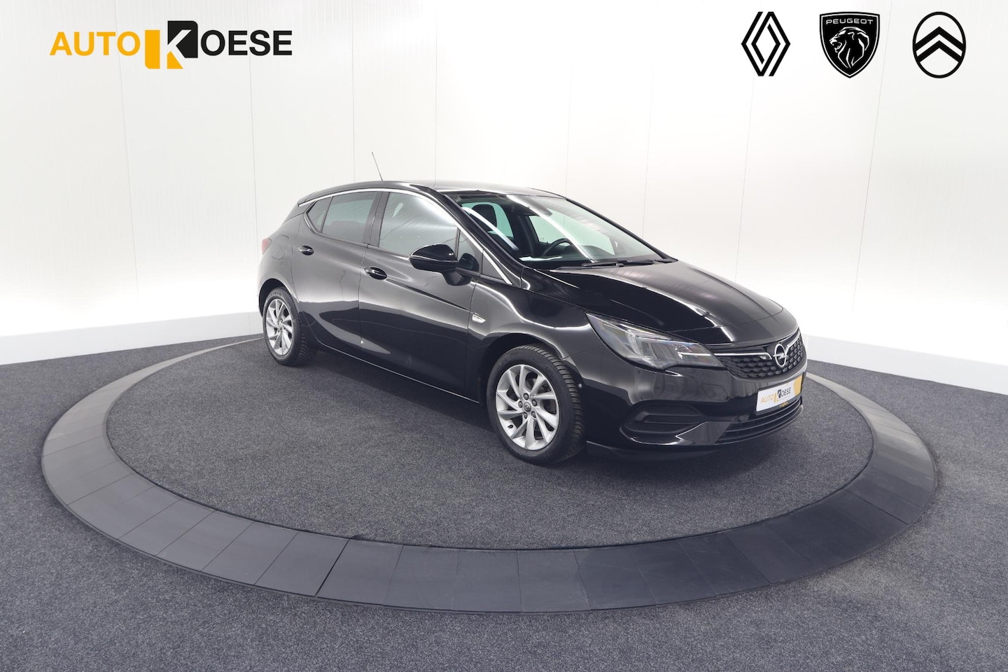 Opel Astra - 1.2 Business Edition | Camera | Dodehoekdetectie | Allseason Banden | Apple Carplay - AutoWereld.nl