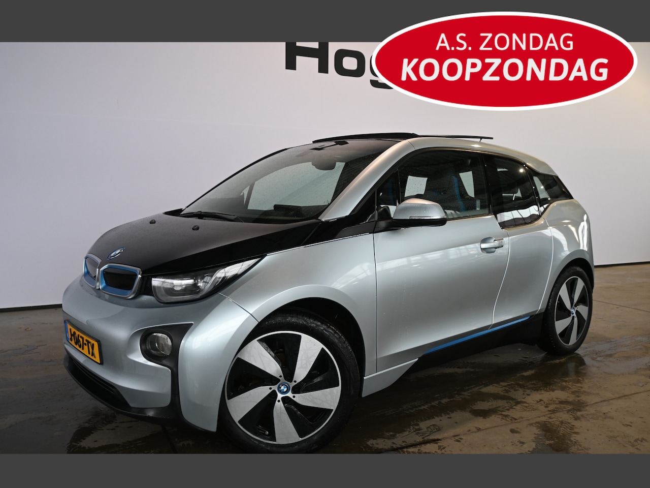 BMW i3 - Comfort Advance 22 kWh Automaat Clima Navigatie Panoramadak Rijklaarprijs Inruil Mogelijk! - AutoWereld.nl