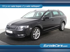 Skoda Octavia Combi - 1.4 TSI Greentech Style Business DSG *Navigatie*Stoelverwarming*Trekhaak