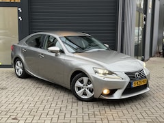 Lexus IS - 300h Edition