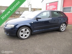 Audi A3 Sportback - 1.6 Attraction