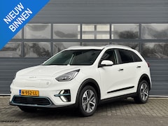Kia e-Niro - EXECUTIVELINE 64 KWH I 3-FASE I 100% SOH I SCHUIFDAK I MEMORY SEATS I CLIMATE CONTROL