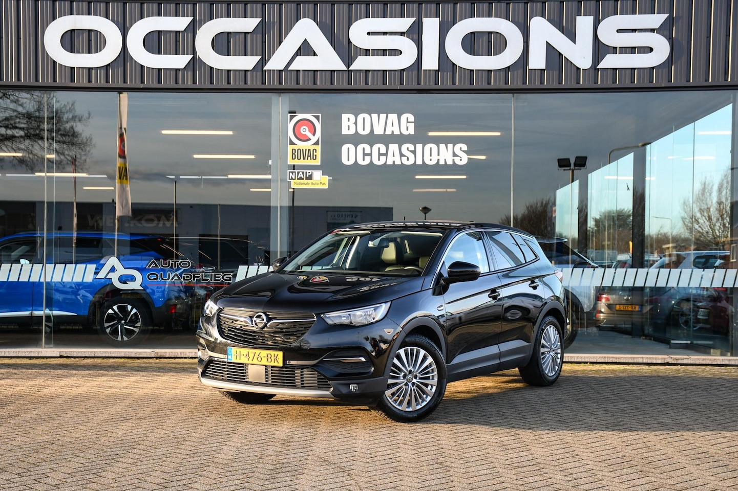 Opel Grandland X - 1.2 Turbo Innovation APPLE CARPLAY/ NAVIGATIE/ DAB - AutoWereld.nl