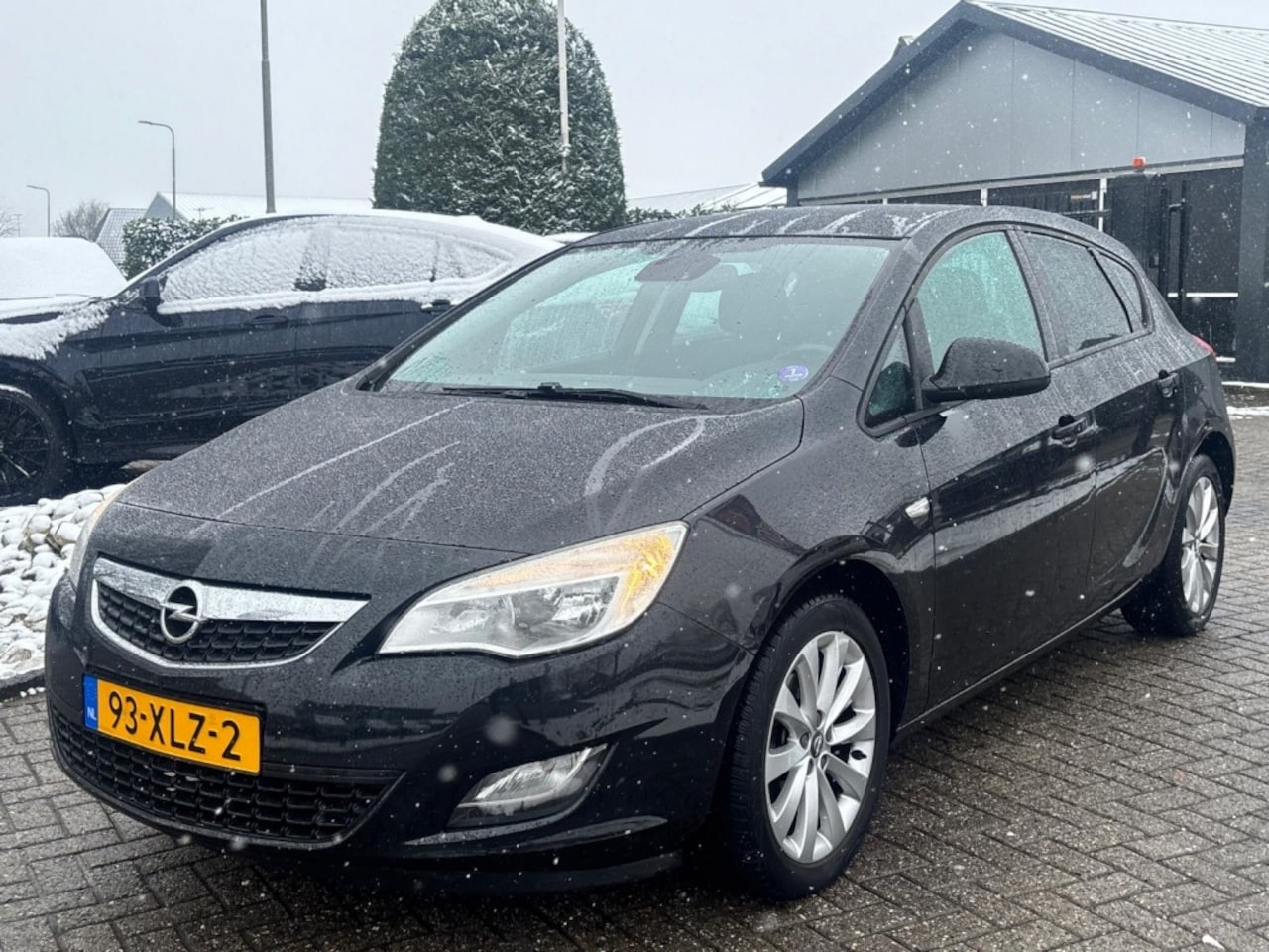 Opel Astra - 1.4 Turbo 5-Deurs Zwart 2012 Benzine Trekhaak - AutoWereld.nl
