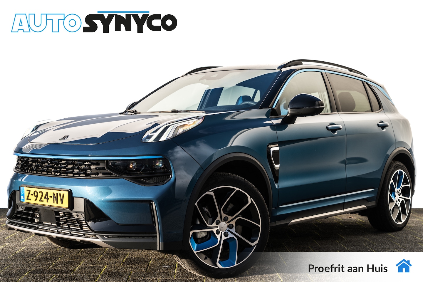 Lynk & Co 01 - 1.5 Plug-in Hybrid 262 Pk I Modeljaar 2023 I Panoramadak I 75 km Elektrisch I 360 Camera I - AutoWereld.nl