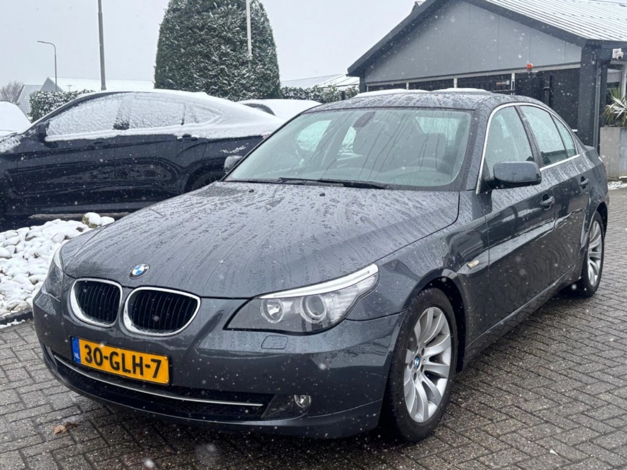 BMW 5-serie - 520I Sedan Benzine LCI Automaat 2008 95.000 KM NL Auto - AutoWereld.nl