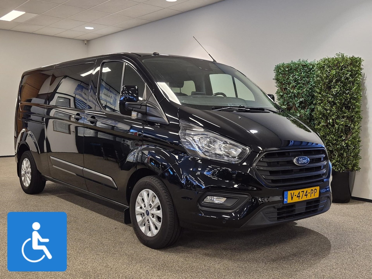 Ford Transit Custom - L2H1 Rolstoelbus Bodemverlaging XXL - AutoWereld.nl
